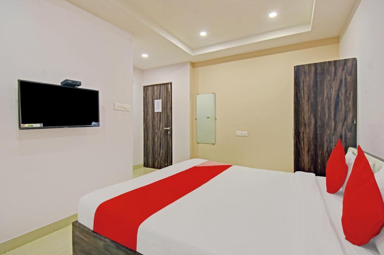 Panchuria Hotel O Newtown Galaxy מראה חיצוני תמונה