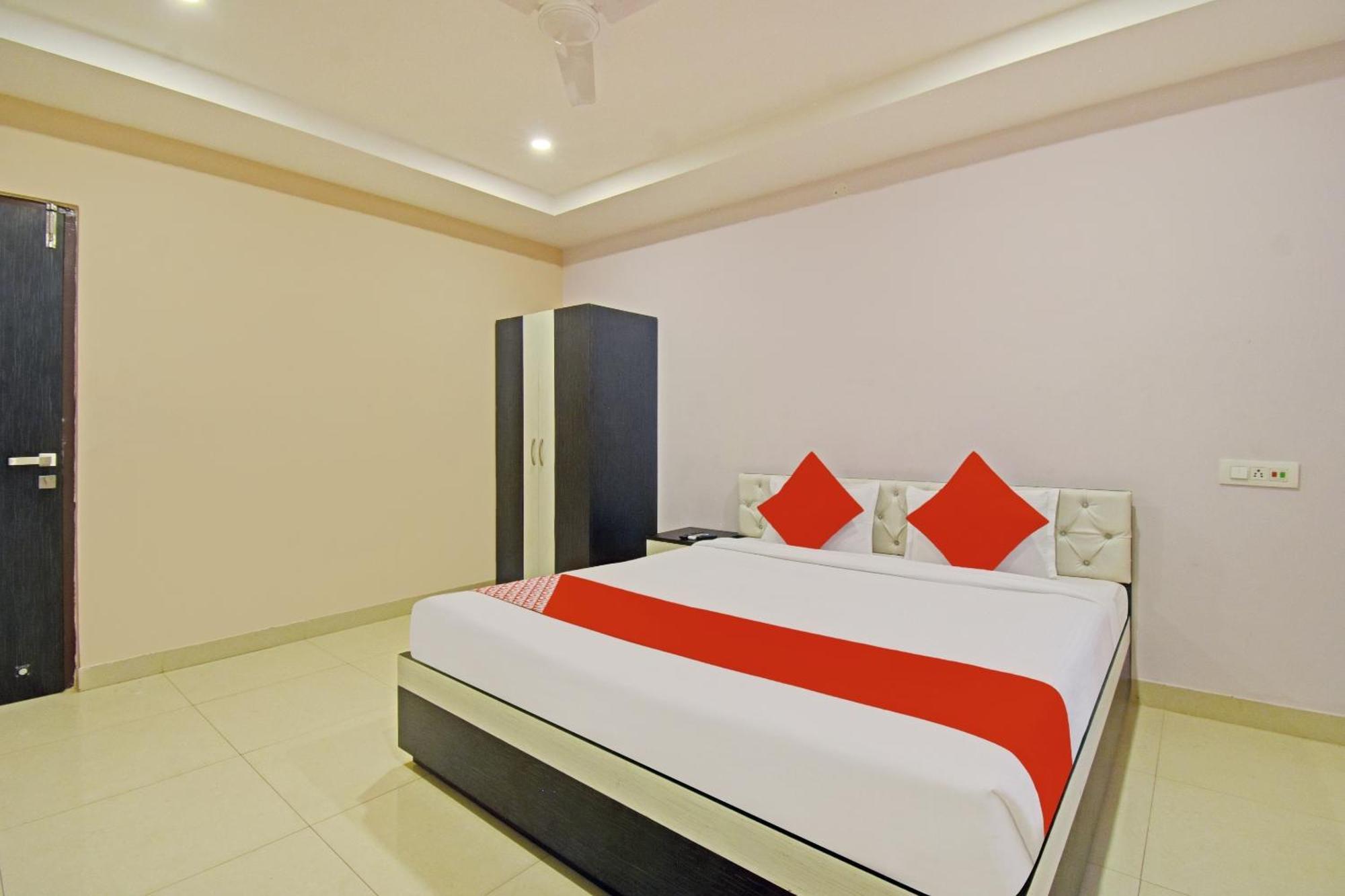 Panchuria Hotel O Newtown Galaxy מראה חיצוני תמונה