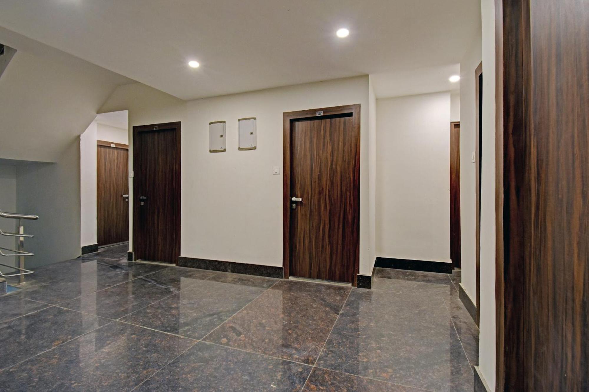 Panchuria Hotel O Newtown Galaxy מראה חיצוני תמונה
