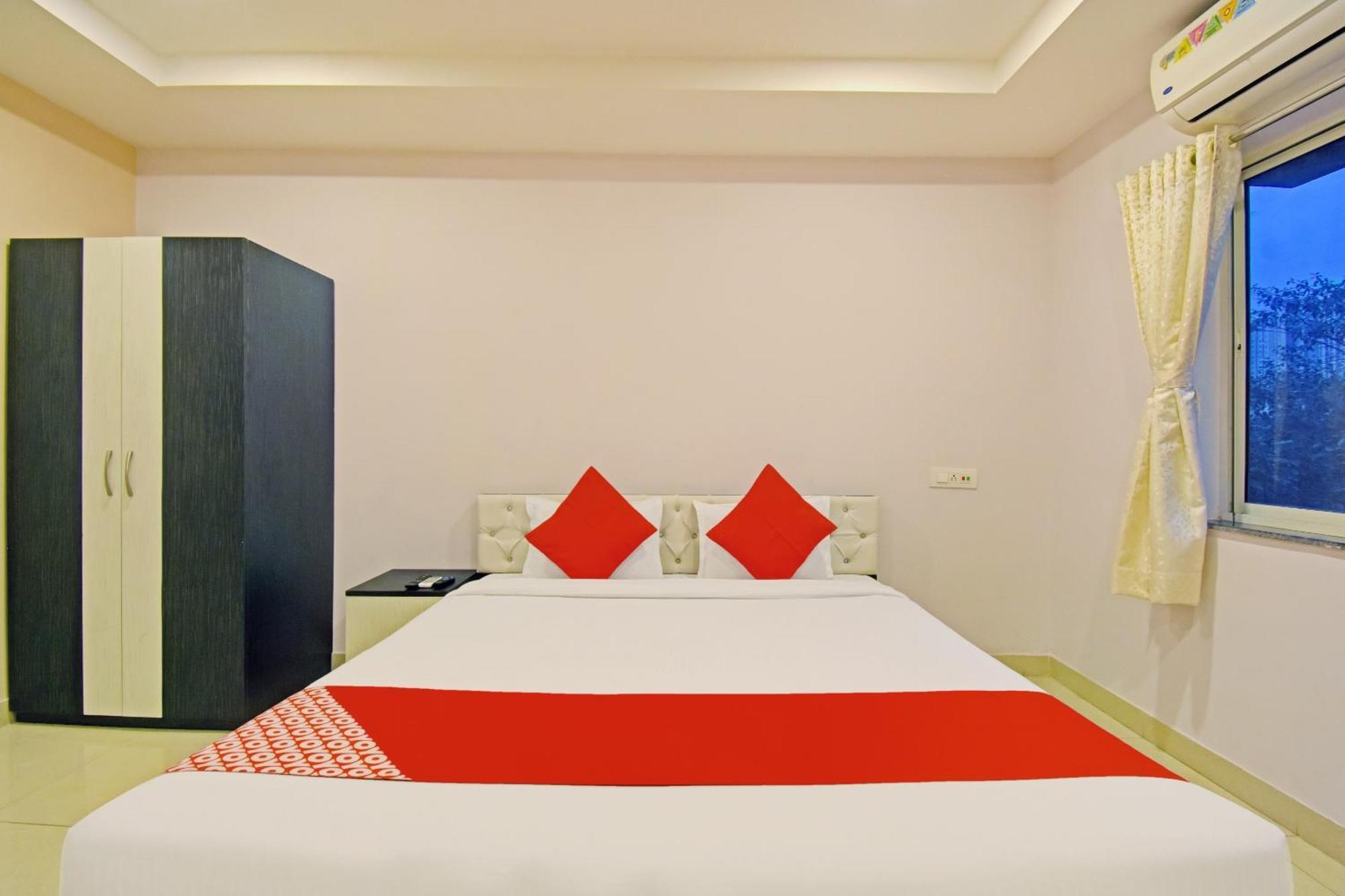 Panchuria Hotel O Newtown Galaxy מראה חיצוני תמונה